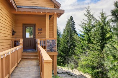 Wood Porch Railing